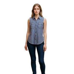 (167) Eden & Olivia shorts sleeves womens blouse size M Blue and white color‎